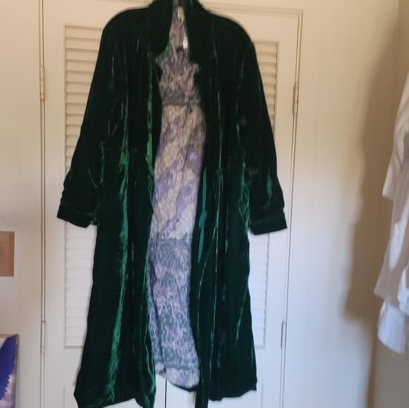 JADED GYPSY SILK VELVET GREEN  DUSTER NWOT - Picture 12 of 15